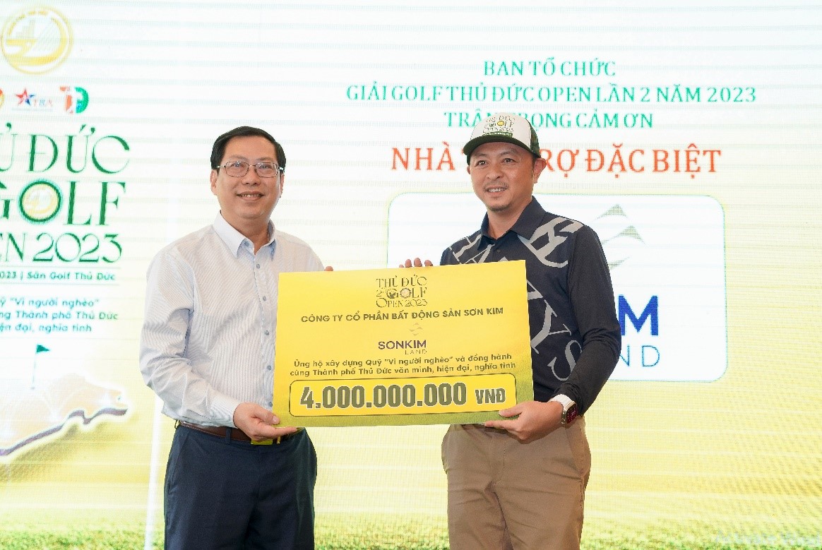 SonKim Land donates 4 billion vnd to the "for the poor" fund at Thu Duc Golf Open 2023